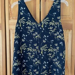 Lift floral v-neck front and back layered tank top